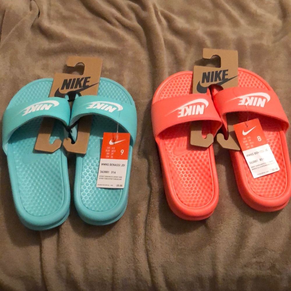 Nike women’s slides turquoise size 9 coral size 8